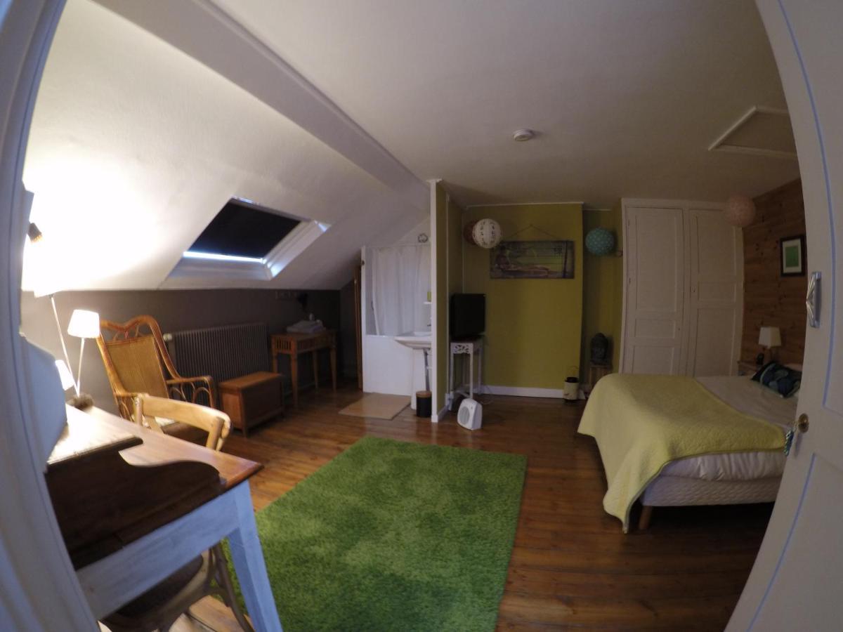 Bed and Breakfast Abri Du Passant Roubaix Esterno foto