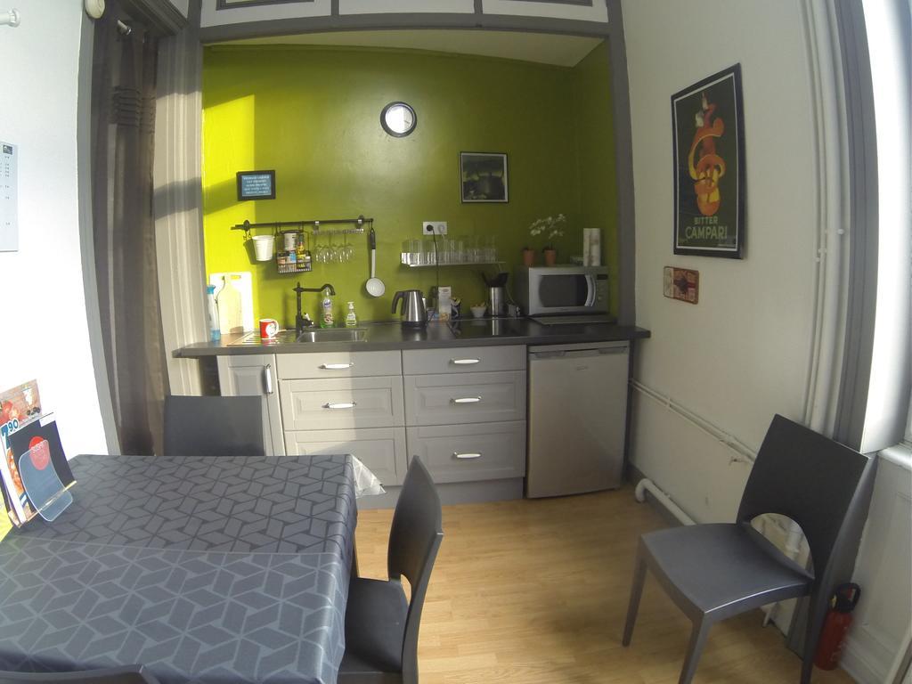 Bed and Breakfast Abri Du Passant Roubaix Esterno foto