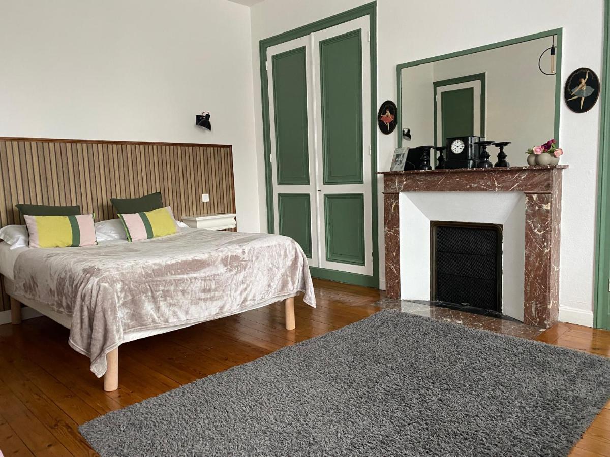 Bed and Breakfast Abri Du Passant Roubaix Esterno foto