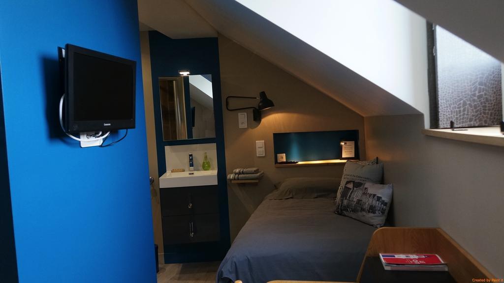 Bed and Breakfast Abri Du Passant Roubaix Esterno foto