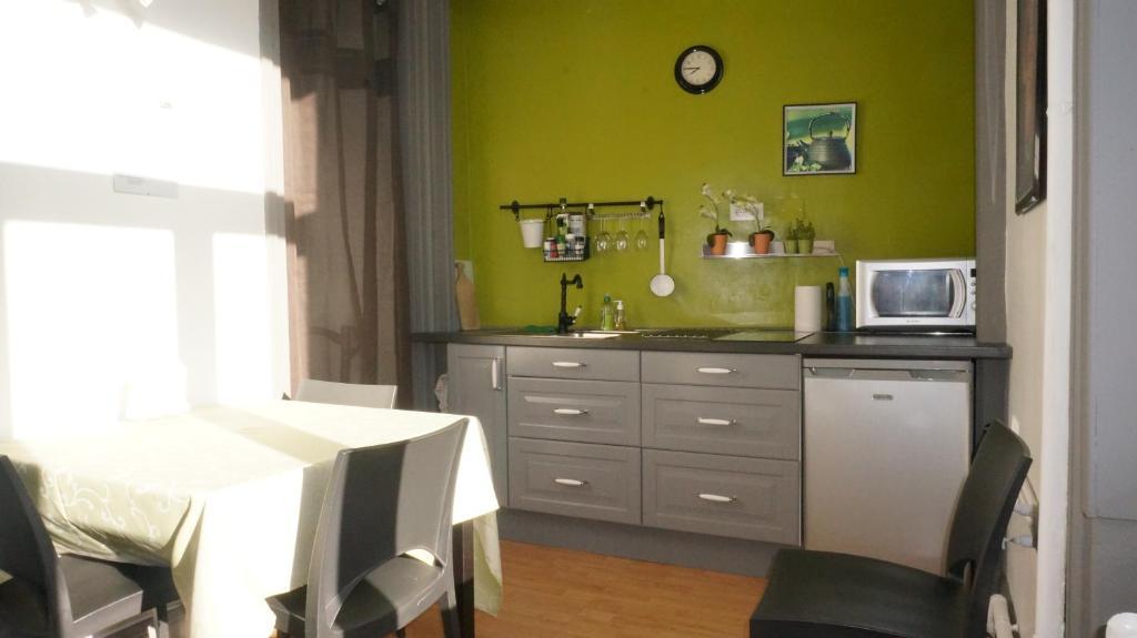 Bed and Breakfast Abri Du Passant Roubaix Esterno foto