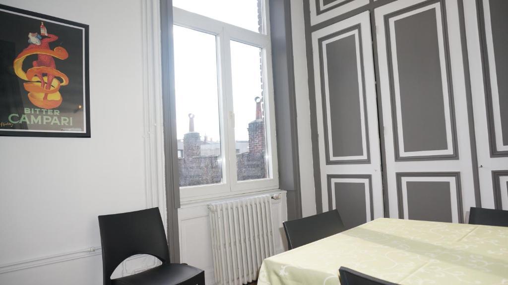 Bed and Breakfast Abri Du Passant Roubaix Esterno foto