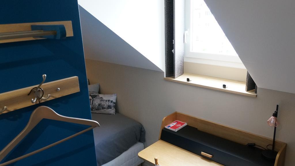 Bed and Breakfast Abri Du Passant Roubaix Esterno foto
