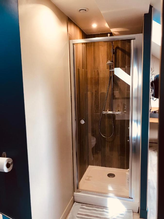 Bed and Breakfast Abri Du Passant Roubaix Esterno foto