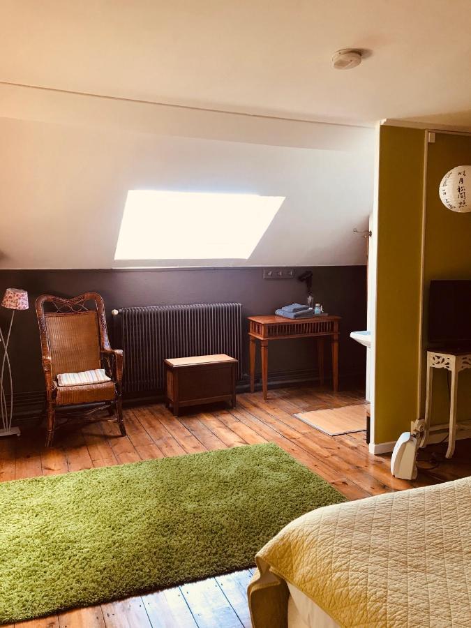 Bed and Breakfast Abri Du Passant Roubaix Esterno foto